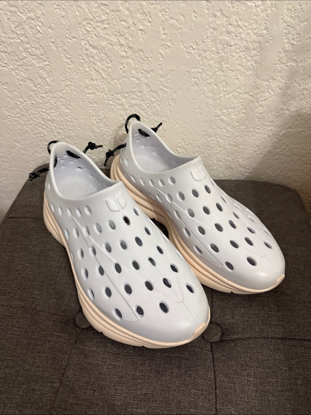 Kane footwear